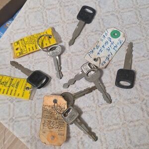Vintage Ford Keys Lot 1980s 1990s Tempo Windstar Futura Automotive Memorabilia